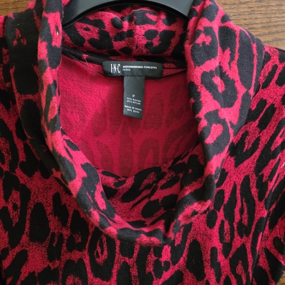 Like new INC petite red leopard belted top. - Picture 3 of 5